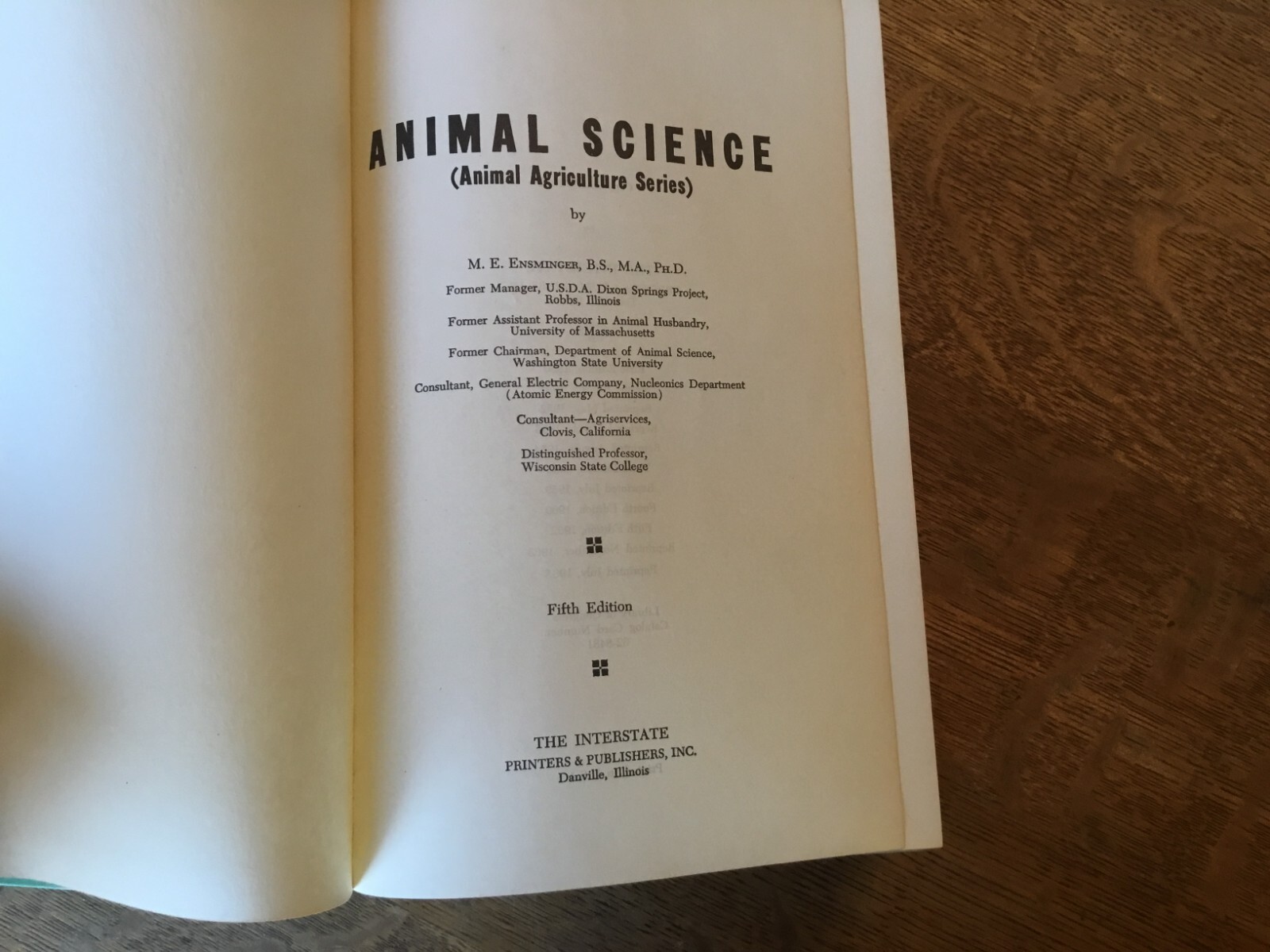Animal Science HB Book by M. E. Ensminger 5 Edition 1965 1158 pages.